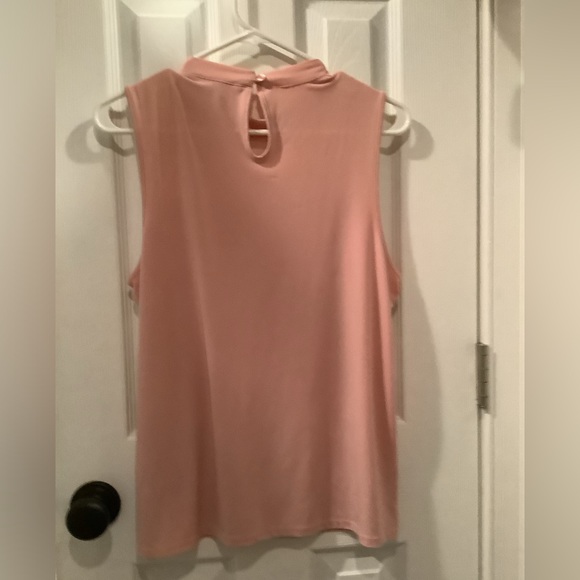 Sleeveless top light pink size - Picture 4 of 4